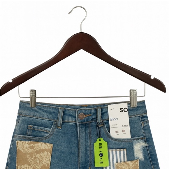 SO  NWT Juniors' High-Rise Shortie Shorts Size 9 – Patchwork Distressed Denim - Picture 3 of 3